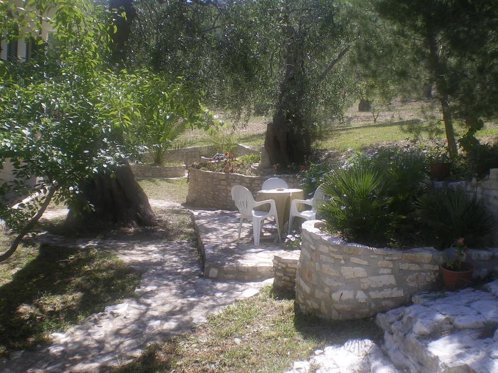 Azienda Agricola B&B Macchiaria Vieste Exterior foto